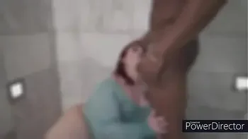 Amaziing gives Nikki Cakes a golden Shower