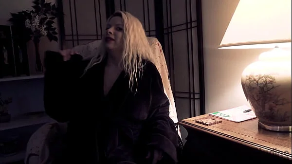 Pregnant Step Mom Has A Special Christmas Surprise FULL VIDEO ON RED - Kinzy Jo