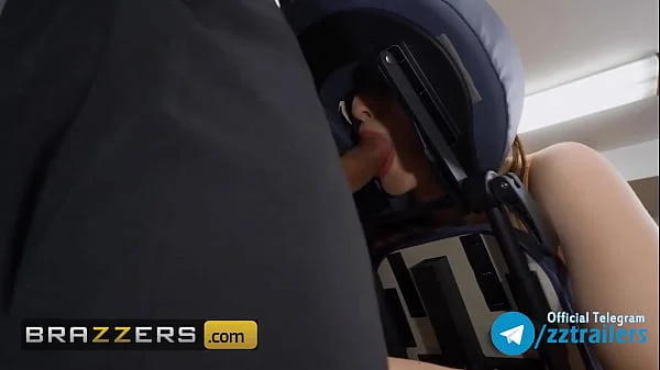 Stunning Lexi Luna Visits Mick For An Adjustment Who Knows The Right Spots To Make Her Horny - Brazzers