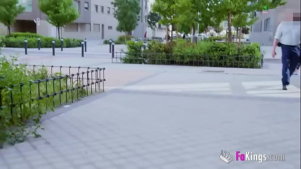 From a boring job to a NEW LIFE in porn: Lara, the MILF we were dreaming about!