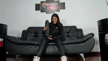 Alice Chilena está de volta