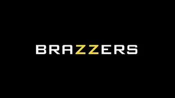 Roommate Needs A Helping Hand (And Cock).Destiny Mira / Brazzers  / stream full from www.zzfull.com/eds