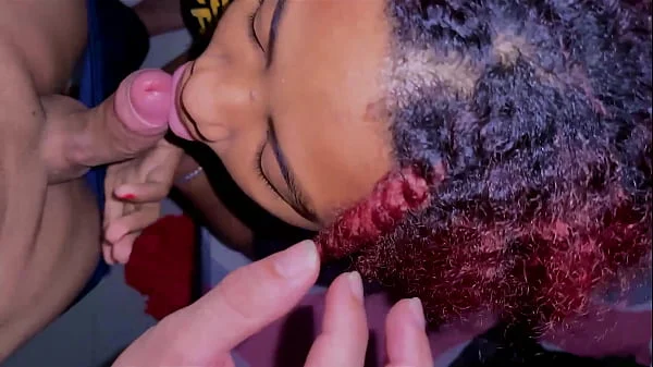 Feliz de la vida con gran botín en doggystyle