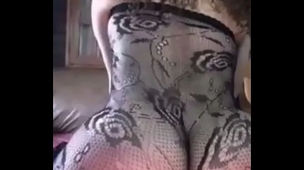 Twerking Moaning and squinting