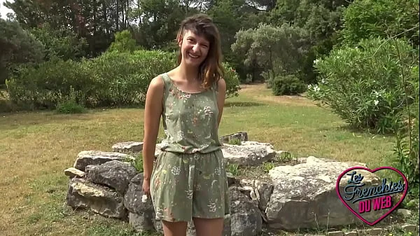 Melany baise avec un mec TBM