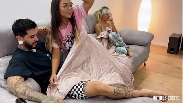 A nova amiga da minha namorada | Paródia XXX • Legendas Inglês