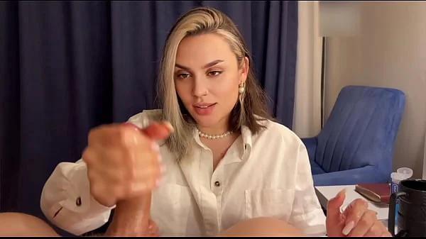 Handjob from the best stepmom in the world