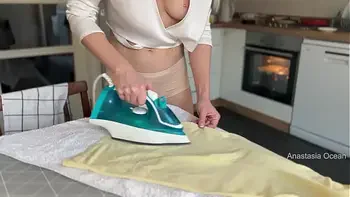 Hot wife’ household. Downblouse. Boobs flash.