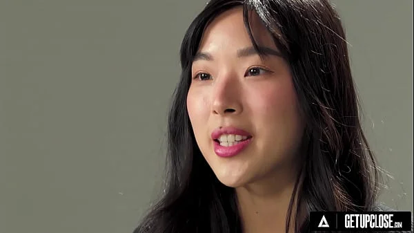 UP CLOSE - How Women Orgasm With Horny Brunette Elle Lee! SOLO FEMALE MASTURBATION! FULL SCENE