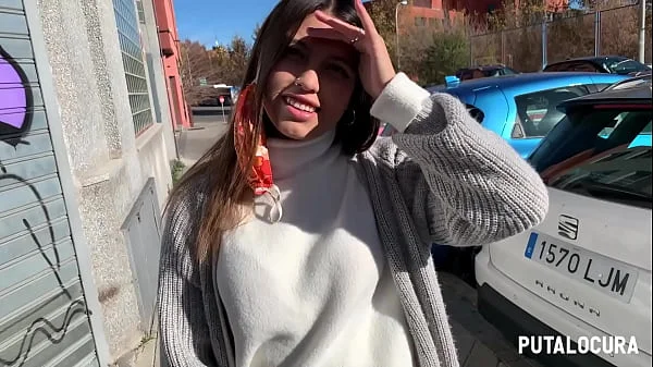 PutaLocura - La preciosa colombiana Camila Palmer es pillada por Torbe y traga toda su lefa.