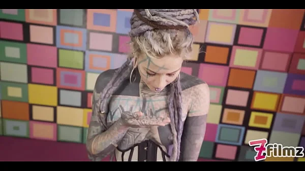 ANAL QUEEN Anuskatzz in corset plays with metal toy and gets her ass fucked by big dick and SQUIRTs