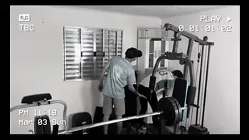 Patrão fode sua funcionária por promoção