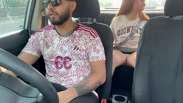 MASTURBANDO A TAXISTA EN LA CALLE