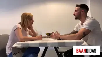 MORBOSA situación con MILF RUBIA HOT que CONOCIO