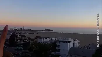 淫蕩的亞洲女孩在美國蜜月