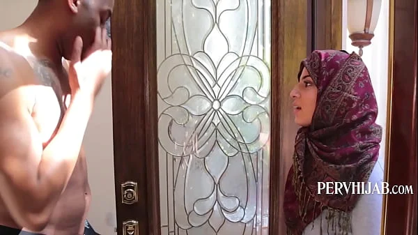 Timid Muslim Wife Rebels By Fucking Black Neighbor | PervHijab