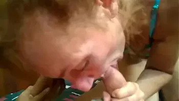 Blowjob with cum on lips (cumshot in mouth)