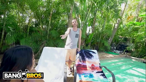 BANGBROS - Latin MILF Julianna Vega Lets Stalker Tap Dat Azz