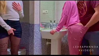 Increible como folla mi hermanastra con mi nuevo novio