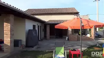 Wife gives contractor a Blowjob while Husband is at work