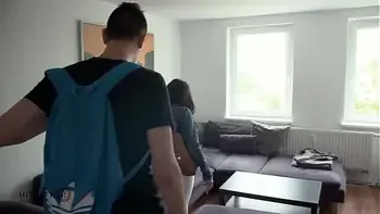 HITZEFREI Two strangers hook up for a one night stand