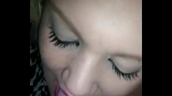 Tirando leitinho do Pau