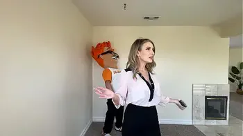 Late for the House Tour, but Right on Time for Gigi's MILF Magic - PornDudeCasting's Bangin' Bargain!