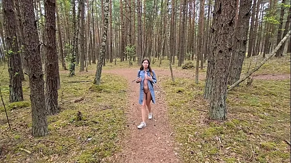 Caught flashing on my way to the beach, sucked his dick and took a ride on it near the sea and got creampied