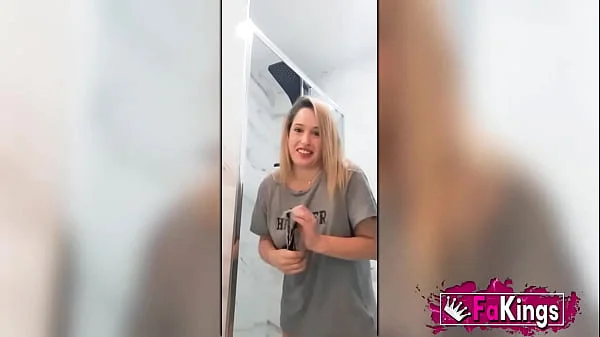 Blonde amateur mommy Anastasia Rubio seduces her friend in exchange for computer repairs