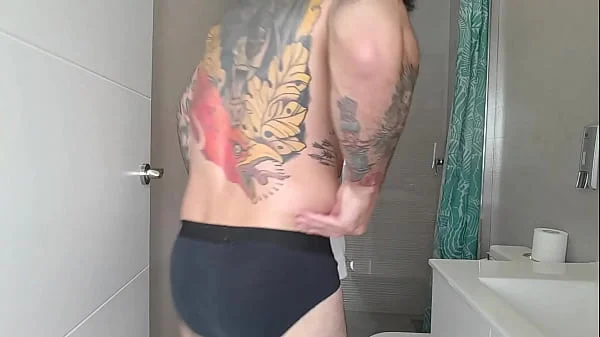 My dirty roommate