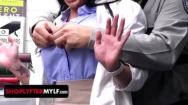 Probably The Greatest Shoplyfter MYLF Video Ever