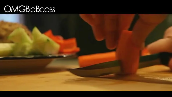 Lactating MILF omgbigboobs