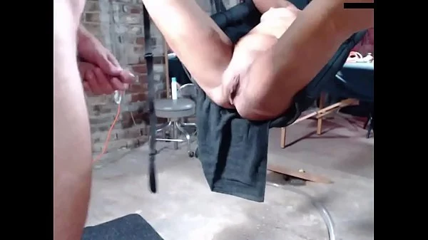 MILF Dee's Dungeon Cam Show