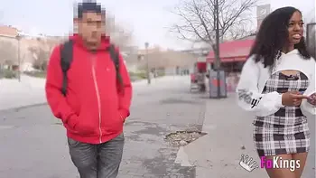 Zoe Bombon goes to Madrid in search of a stud. That’s how we met Lalo!