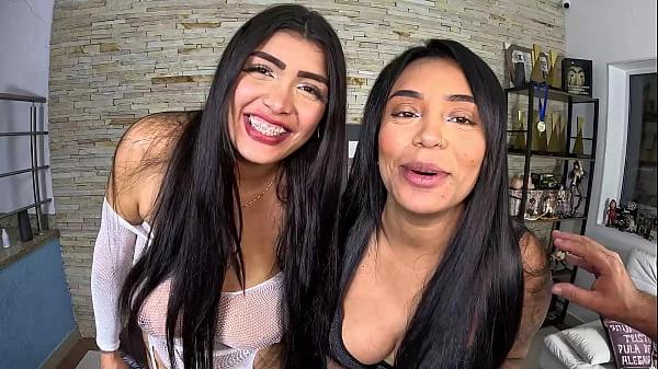 Com duas gostosas a bagunça é dobrada nessa casa dos sonhos - Maju Fagundes e Milena Queiroz