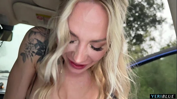 I meet a blonde girl in the middle of the street and we fuck in public