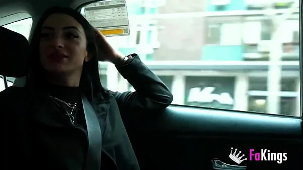 SEXUAL TOUR in Madrid. The HUGE TITS of Nelia Estrada know the capital