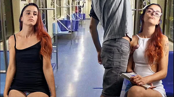 Safada estudante deixa estranho encoxar sua bunda em público!
