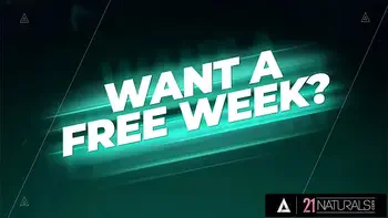 21 NATURALS - Hot Babe Alexa Flexy Gets Her Pretty Ass Fucked By Her Masseur