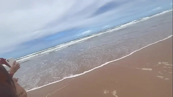 Fui na praia de nudismo da Bahia pra dar pros meus amigos pirocudos.