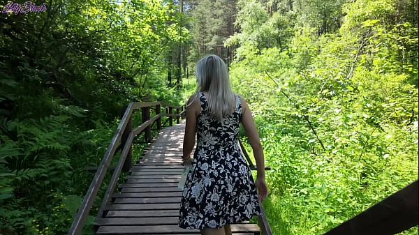 Remote controled vibrator in park - Sweet girl gets an orgasm