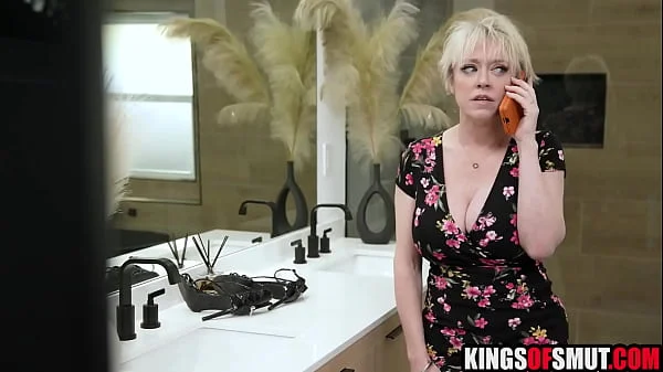 Underfucked stepmom wants it in her ass