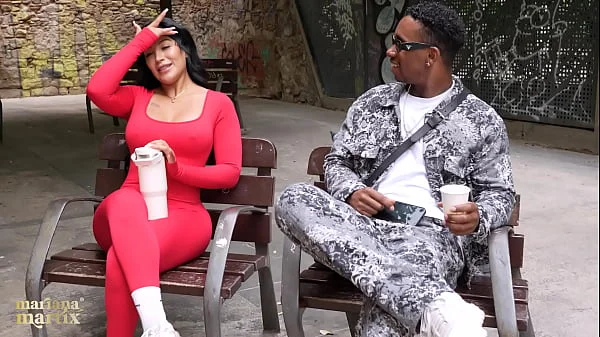 Colombian gets fucked by a BBC she finds in Barcelona - Mariana Martix & Jesus Reyes