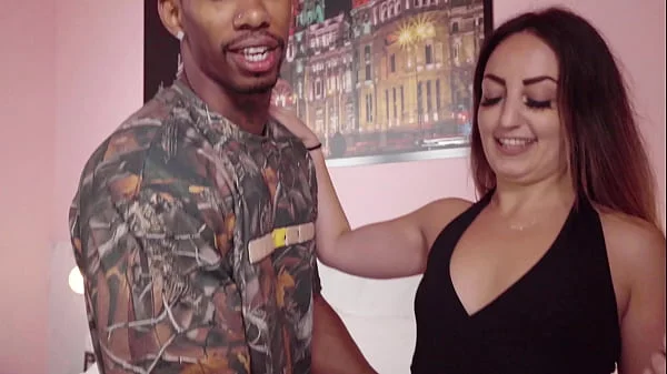 Me follo a una chica ramdon que me encuentro por la calle y la detono bien duro