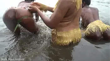 3 native African girls playing with each other‘s pussy