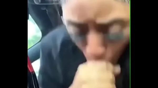 Black sister sucking bbc in car