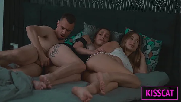 S5E5: Step Mom Teaches Sex and Shares Cum with Amalia Davis in 3some Bed Fuck?