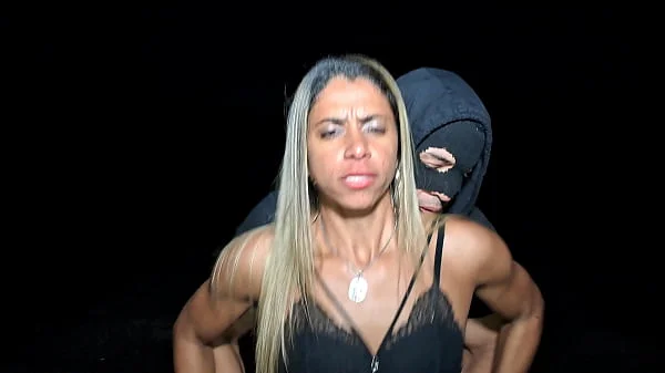 ESPOSA COM O AMIGO DO CORNO NA AV. BRASIL