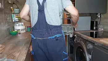 Sexy mature wife has a great fuck with the dishwasher repairman