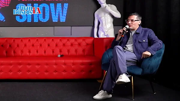 Jessica Sodi, from swinger to porn star, squirts in public!